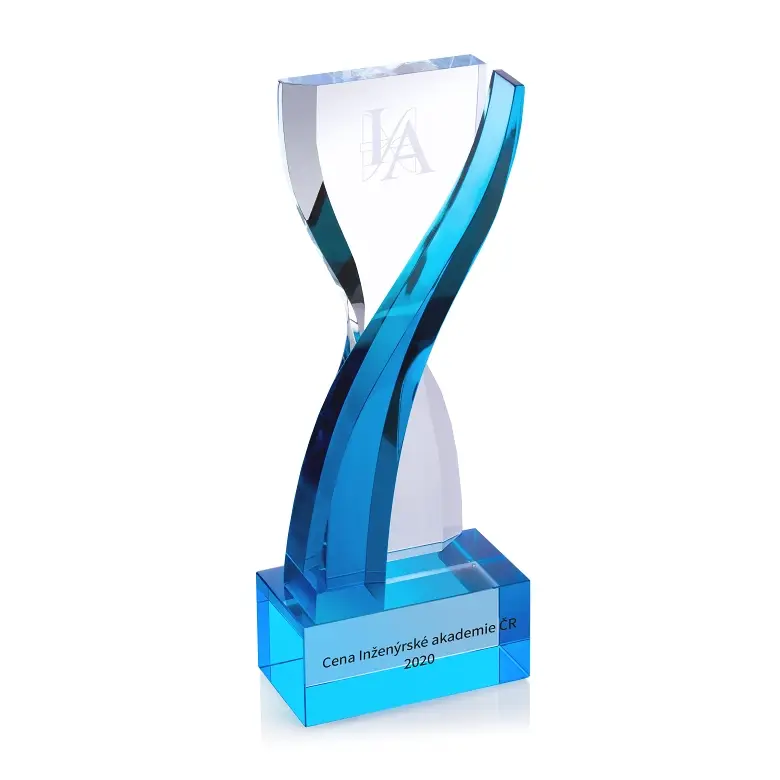 Produktové foto trofeje, trofej za vítězný projekt, Inženýrská akademie ČR